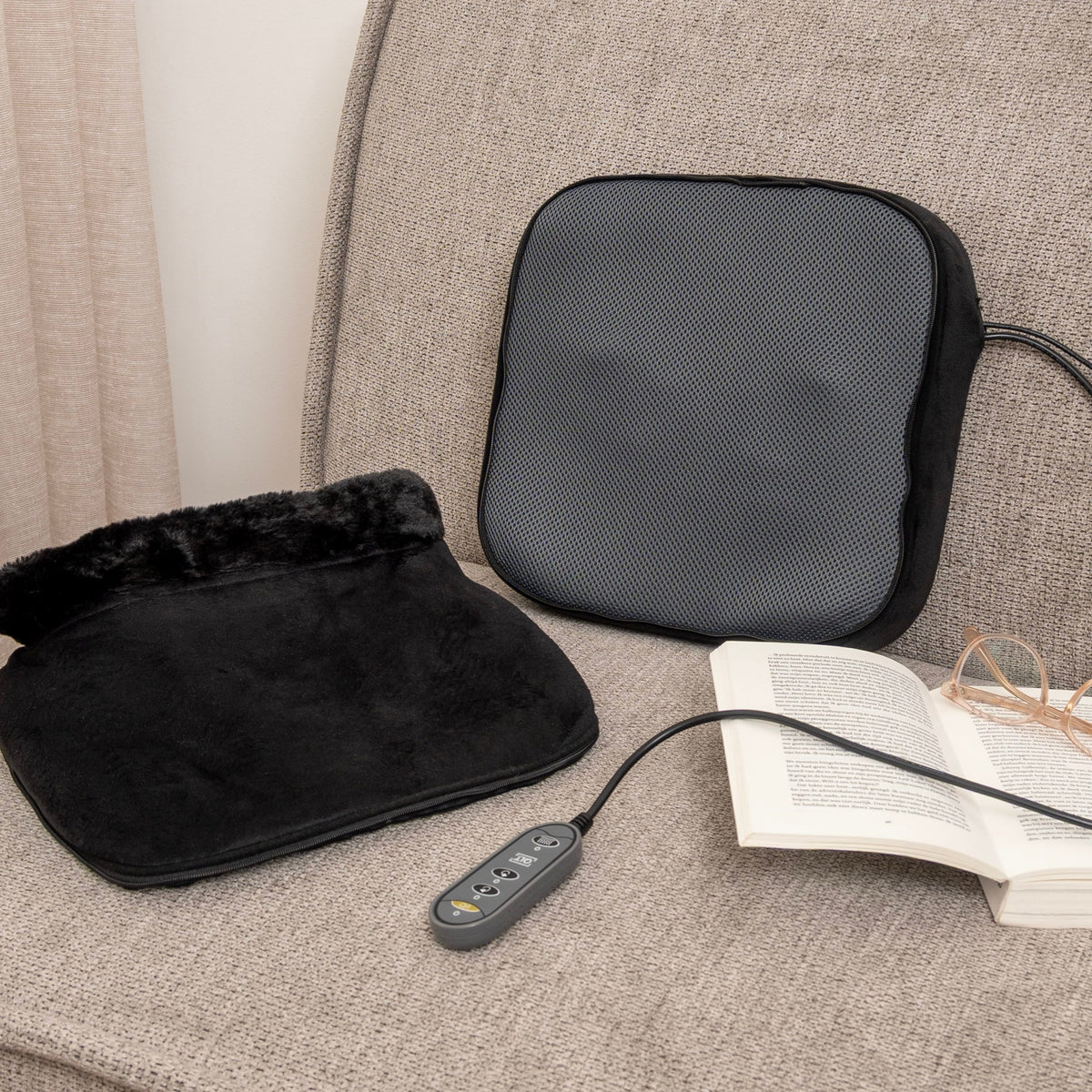2-in-1 Shiatsu Voetmassageapparaat en Massagekussen met Warmte inhoud pakket